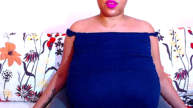 Ebonylovelyx online show from 12/15/25, 05:46