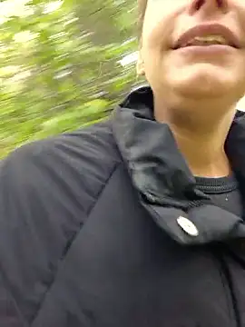 Keli Jessi online show from 10/23/25, 12:26