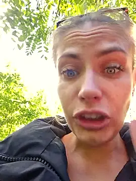 Keli Jessi online show from 10/05/25, 01:24