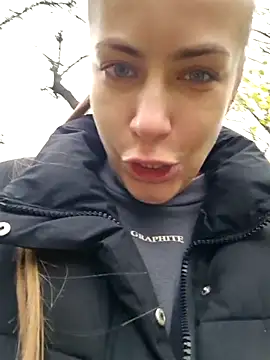 Keli Jessi online show from 11/07/25, 01:37