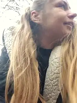 Snapshot of Keli_Jessi chatting on 02/13/26, 01:11 Keli Jessi online show from 02/13/26, 01:11