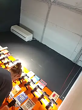 Keli Jessi online show from 10/03/25, 05:47