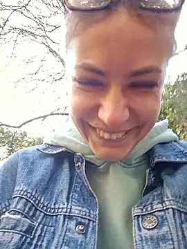 Keli Jessi online show from 09/26/25, 01:18