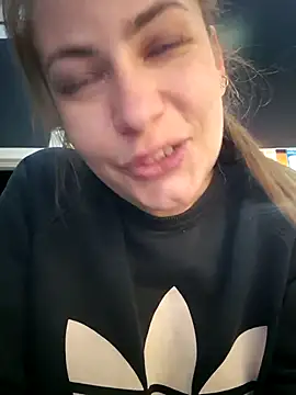 Keli Jessi online show from 01/15/26, 01:47