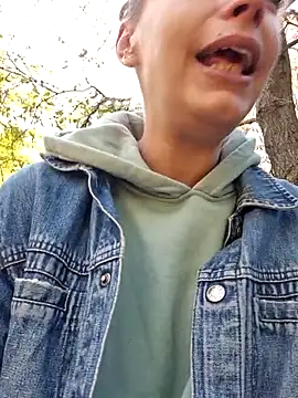 Keli Jessi online show from 09/28/25, 12:45