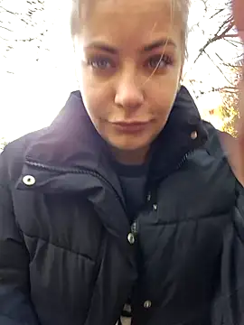 Keli Jessi online show from 10/10/25, 12:39