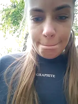 Keli Jessi online show from 11/06/25, 02:10