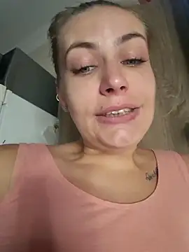 Keli Jessi online show from 11/25/25, 03:56