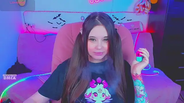 Lolisuccub online show from 04/20/26, 02:29