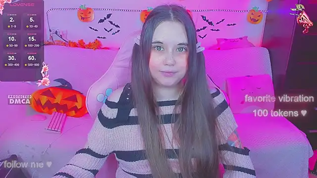 Snapshot of Lolisuccub chatting on 10/11/25, 05:25 Lolisuccub online show from 10/11/25, 05:25