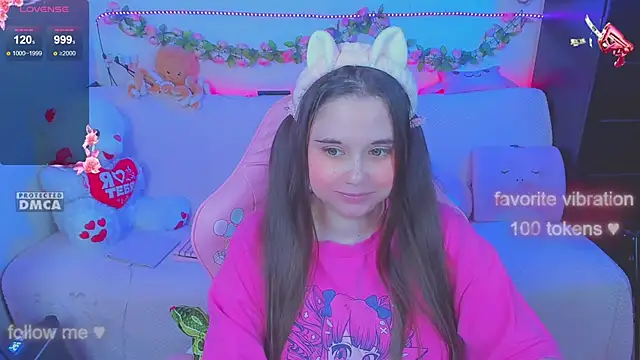 Snapshot of Lolisuccub chatting on 09/26/25, 04:47 Lolisuccub online show from 09/26/25, 04:47