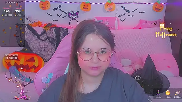 Snapshot of Lolisuccub chatting on 11/30/25, 03:57 Lolisuccub online show from 11/30/25, 03:57