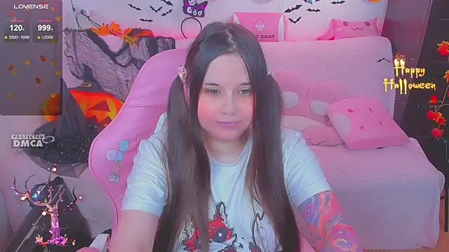 Snapshot of Lolisuccub chatting on 12/01/25, 03:02 Lolisuccub online show from 12/01/25, 03:02