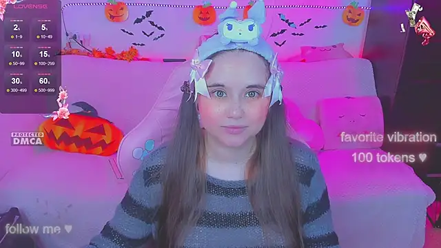 Snapshot of Lolisuccub chatting on 10/12/25, 07:37 Lolisuccub online show from 10/12/25, 07:37