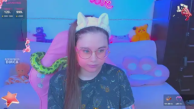 Snapshot of Lolisuccub chatting on 03/13/25, 01:40 Lolisuccub online show from 03/13/25, 01:40