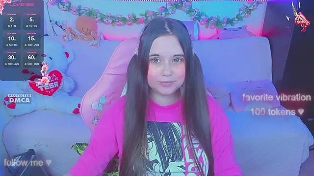 Snapshot of Lolisuccub chatting on 10/01/25, 05:28 Lolisuccub online show from 10/01/25, 05:28