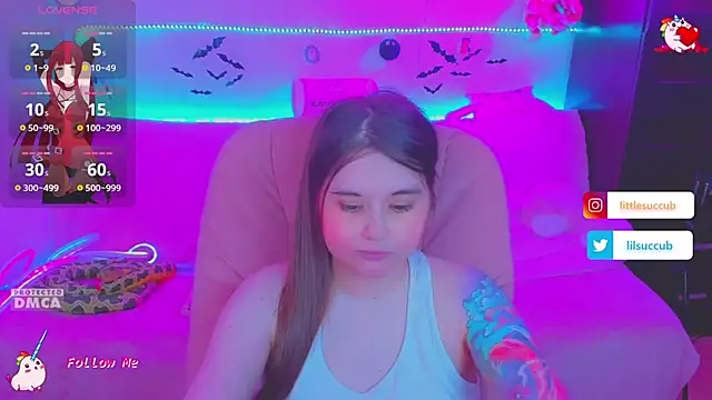 Snapshot of Lolisuccub chatting on 06/19/26, 03:29 Lolisuccub online show from 06/19/26, 03:29