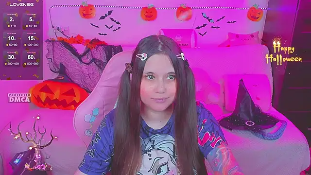 Snapshot of Lolisuccub chatting on 11/11/25, 07:30 Lolisuccub online show from 11/11/25, 07:30