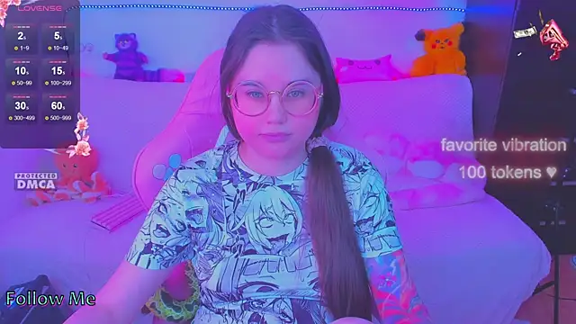 Snapshot of Lolisuccub chatting on 03/18/25, 01:12 Lolisuccub online show from 03/18/25, 01:12