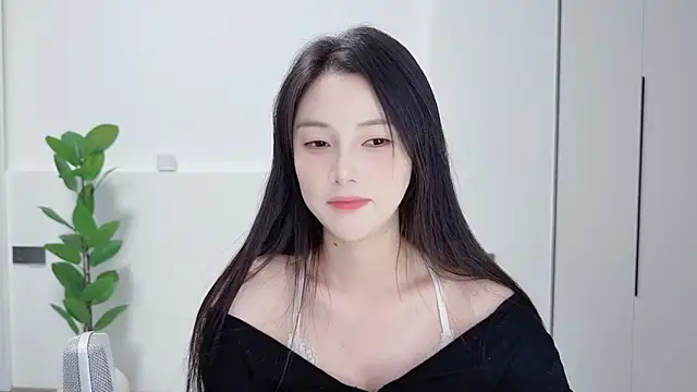 HaagenDazs  online show from 10/19/25, 01:25