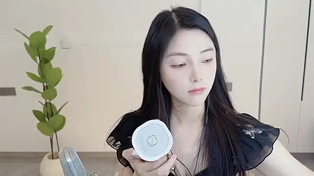HaagenDazs  online show from 03/04/25, 01:55