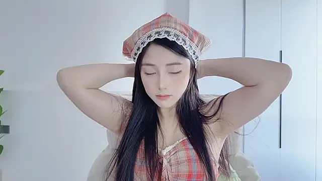 HaagenDazs  online show from 11/25/25, 05:41