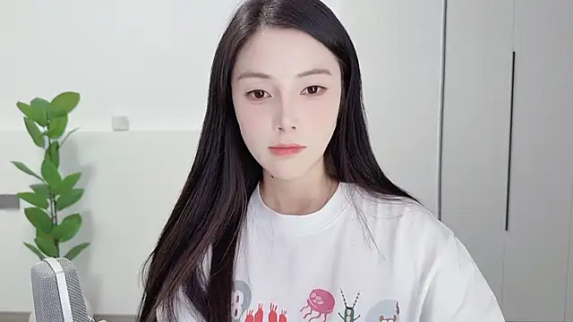 HaagenDazs  online show from 10/07/25, 01:01