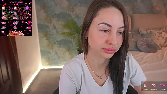 KristiiMax online show from 04/05/26, 08:21