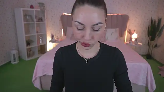 KristiiMax online show from 04/20/26, 07:22