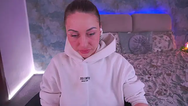 KristiiMax online show from 03/31/26, 12:29