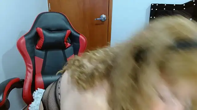 Ursulawhite69 online show from 02/25/26, 04:29