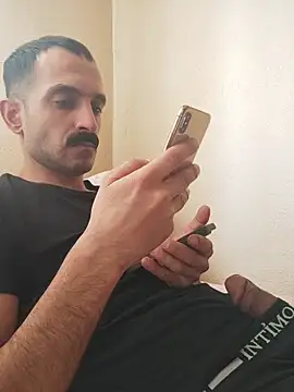 Snapshot of saye0044 chatting on 02/23/26, 01:12 saye0044 online show from 02/23/26, 01:12