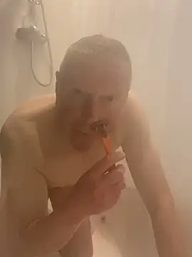 Snapshot of boilinghot123 chatting on 09/09/25, 06:06 boilinghot123 online show from 09/09/25, 06:06