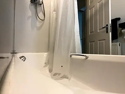 Snapshot of boilinghot123 chatting on 10/03/25, 03:35 boilinghot123 online show from 10/03/25, 03:35