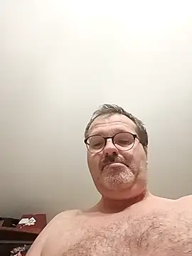 mike9473 online show from 12/19/25, 06:05