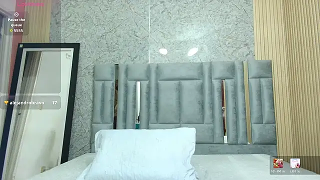 veronicaroose  online show from 03/03/26, 12:34