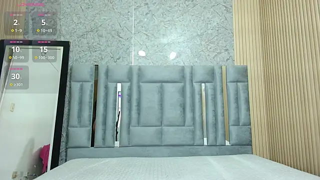 veronicaroose  online show from 01/18/26, 12:19