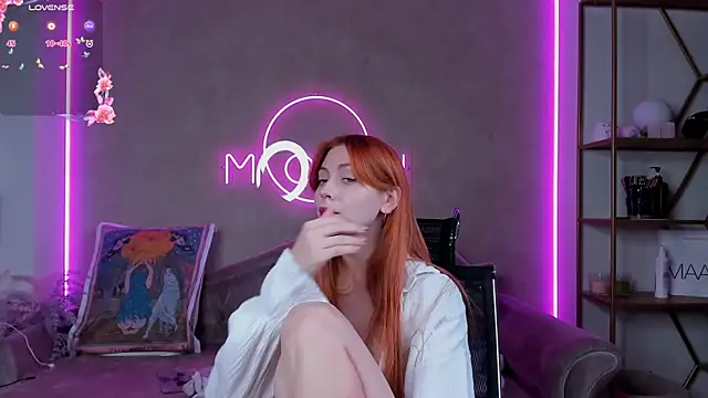 lika lil online show from 11/06/25, 03:27