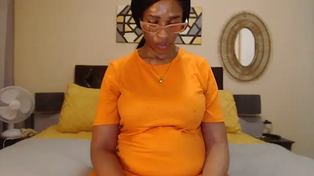 Creamyass22 online show from 11/24/25, 04:29