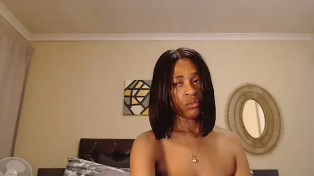 Creamyass22 online show from 09/30/25, 05:52