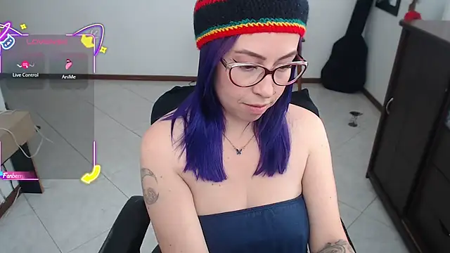 charlottezoe15 online show from 09/09/25, 02:59