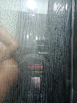 LunaZambrano online show from 11/13/25, 02:37