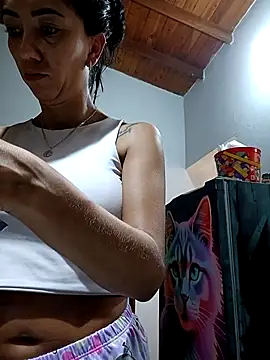 LunaZambrano online show from 03/10/25, 03:52