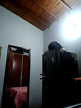 LunaZambrano online show from 02/13/26, 12:49