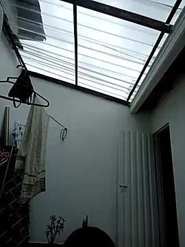 LunaZambrano online show from 01/12/26, 05:09