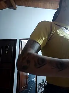 LunaZambrano online show from 02/12/26, 02:11