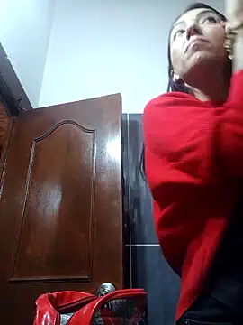 LunaZambrano online show from 02/10/26, 03:33