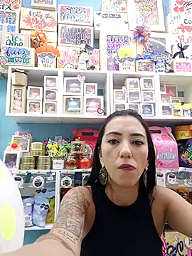LunaZambrano online show from 09/24/25, 06:03