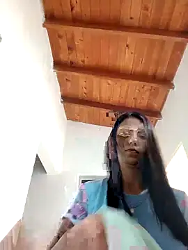 LunaZambrano online show from 02/06/26, 12:56