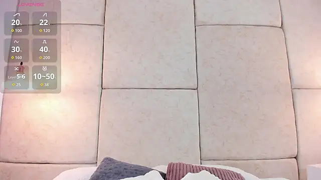 aisha vs online show from 02/18/26, 12:01